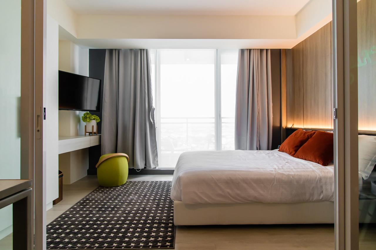 Azure Urban By Radlett Apartment Manila
