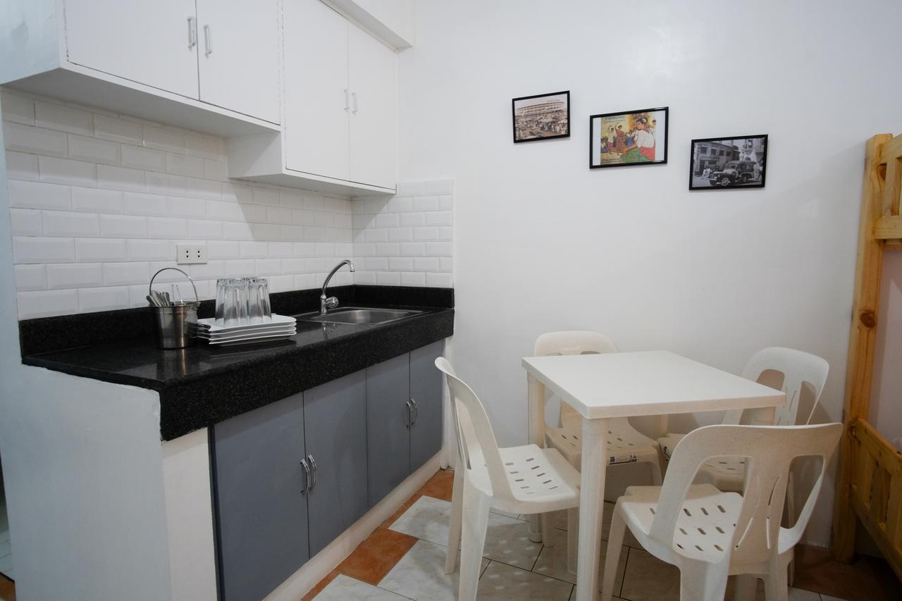Frank Lloyd Apartelle Manila