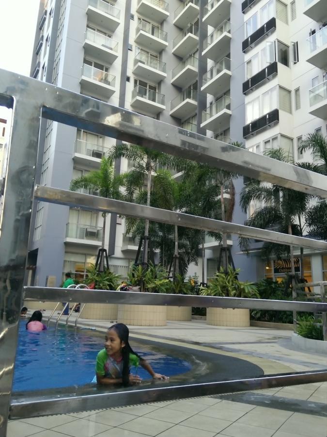 Palm 1 9c * Manila