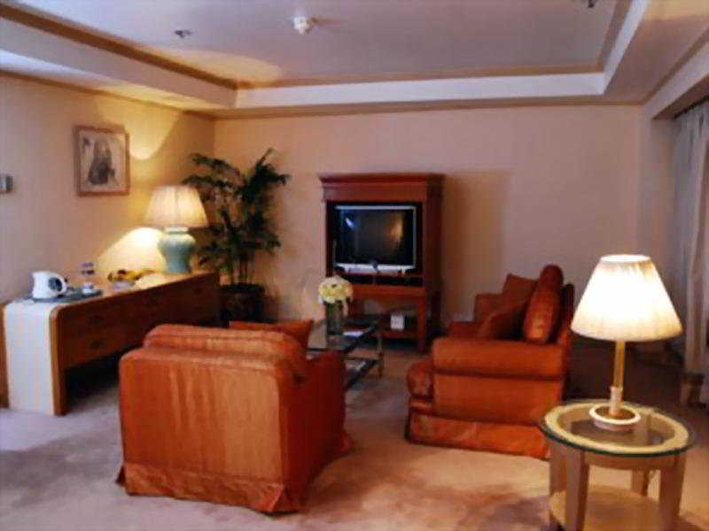 Hotel Century Park 4*