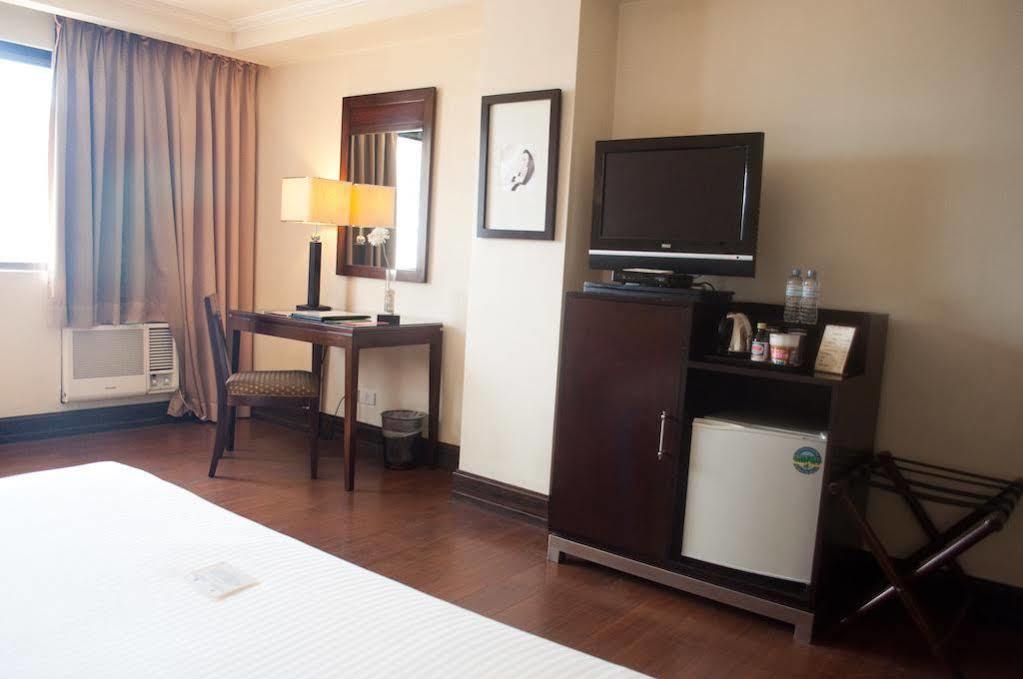 Pearl Garden Hotel