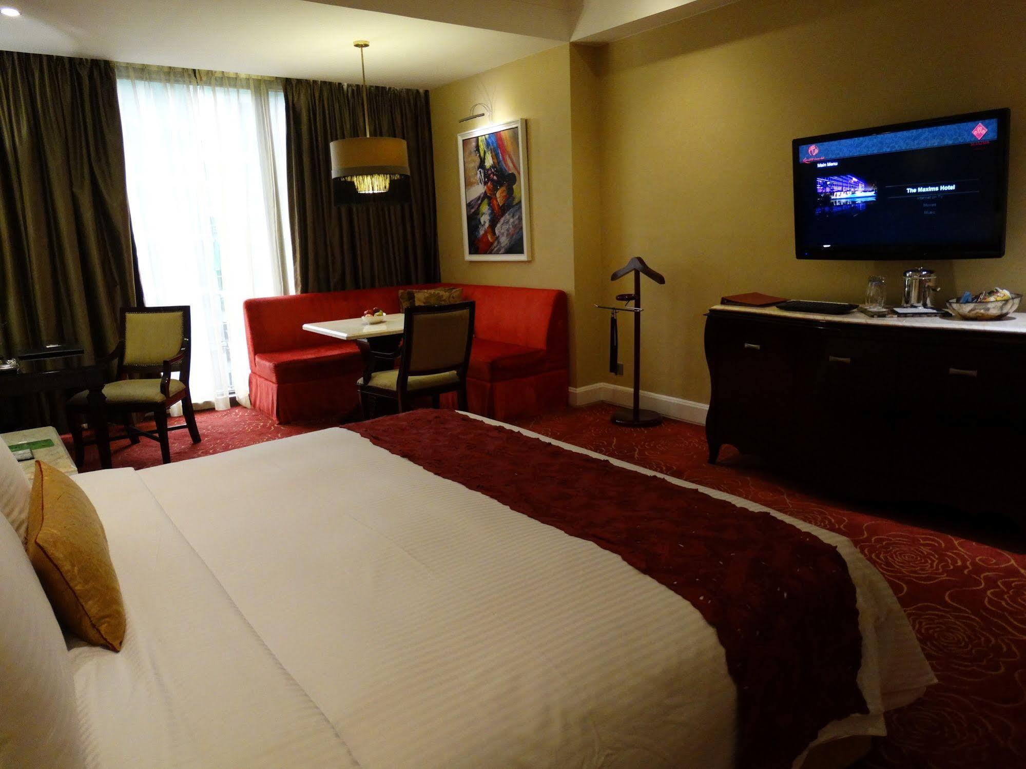 Hotel Maxims Hotel Manila