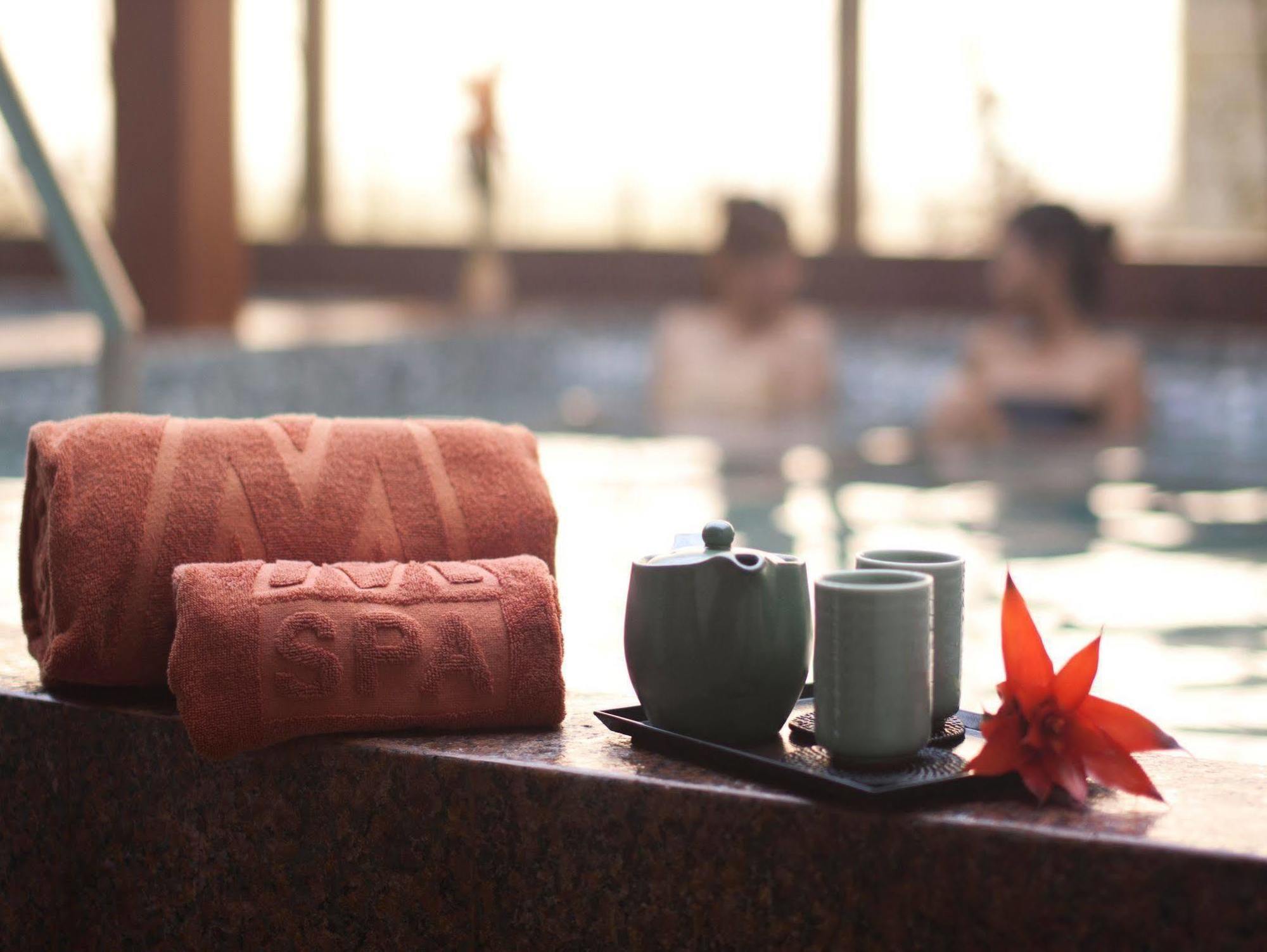 Maxims Hotel 5*