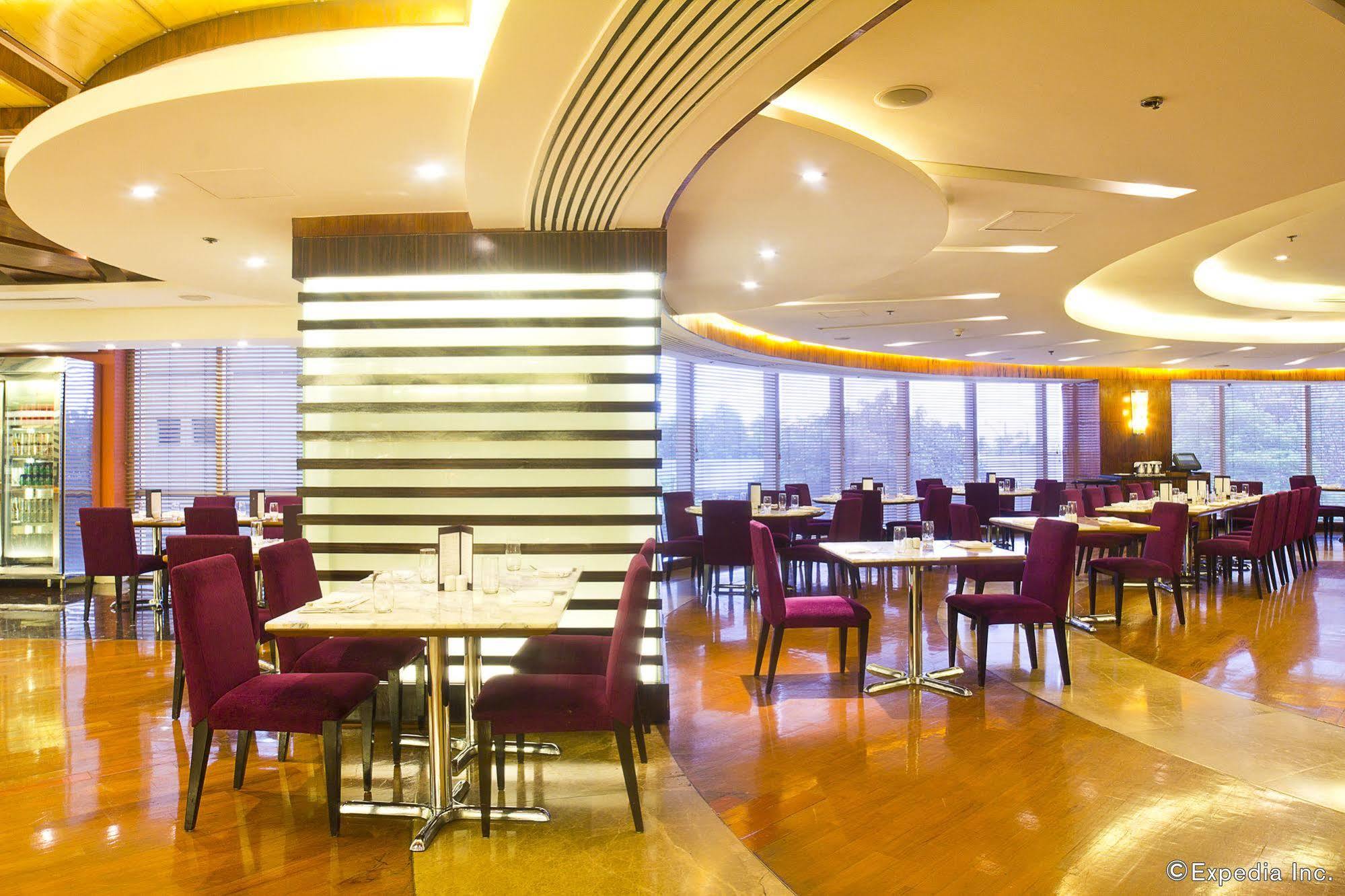 New Coast Hotel