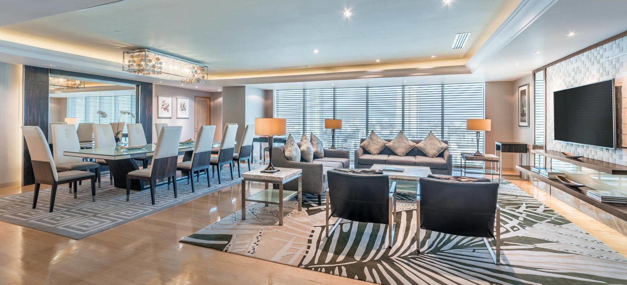 Sheraton Bay Hotel