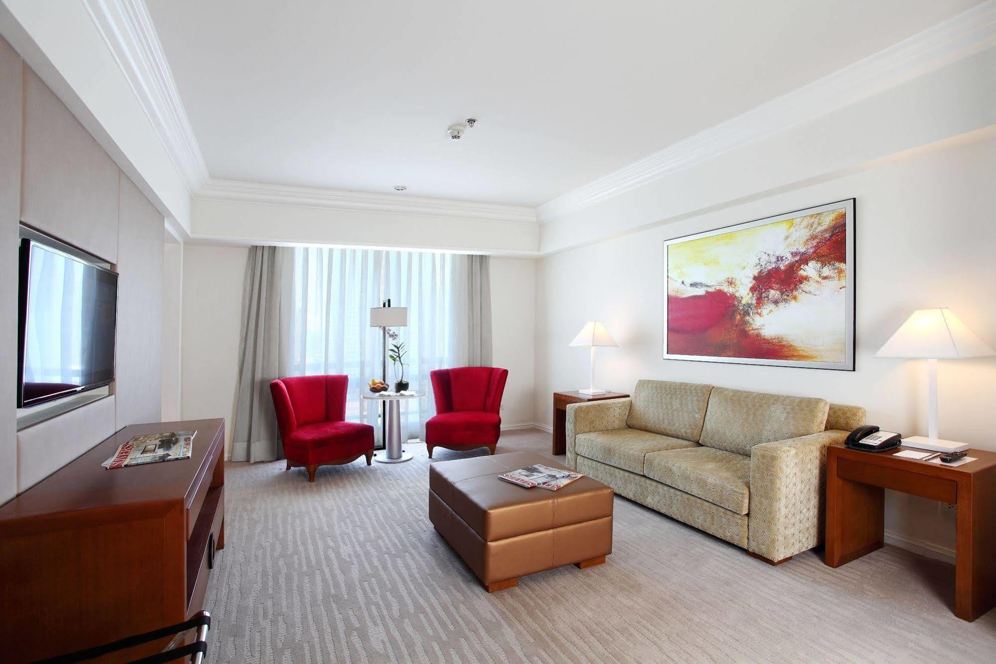 Hotel Manila Pavilion Hotel And Casino