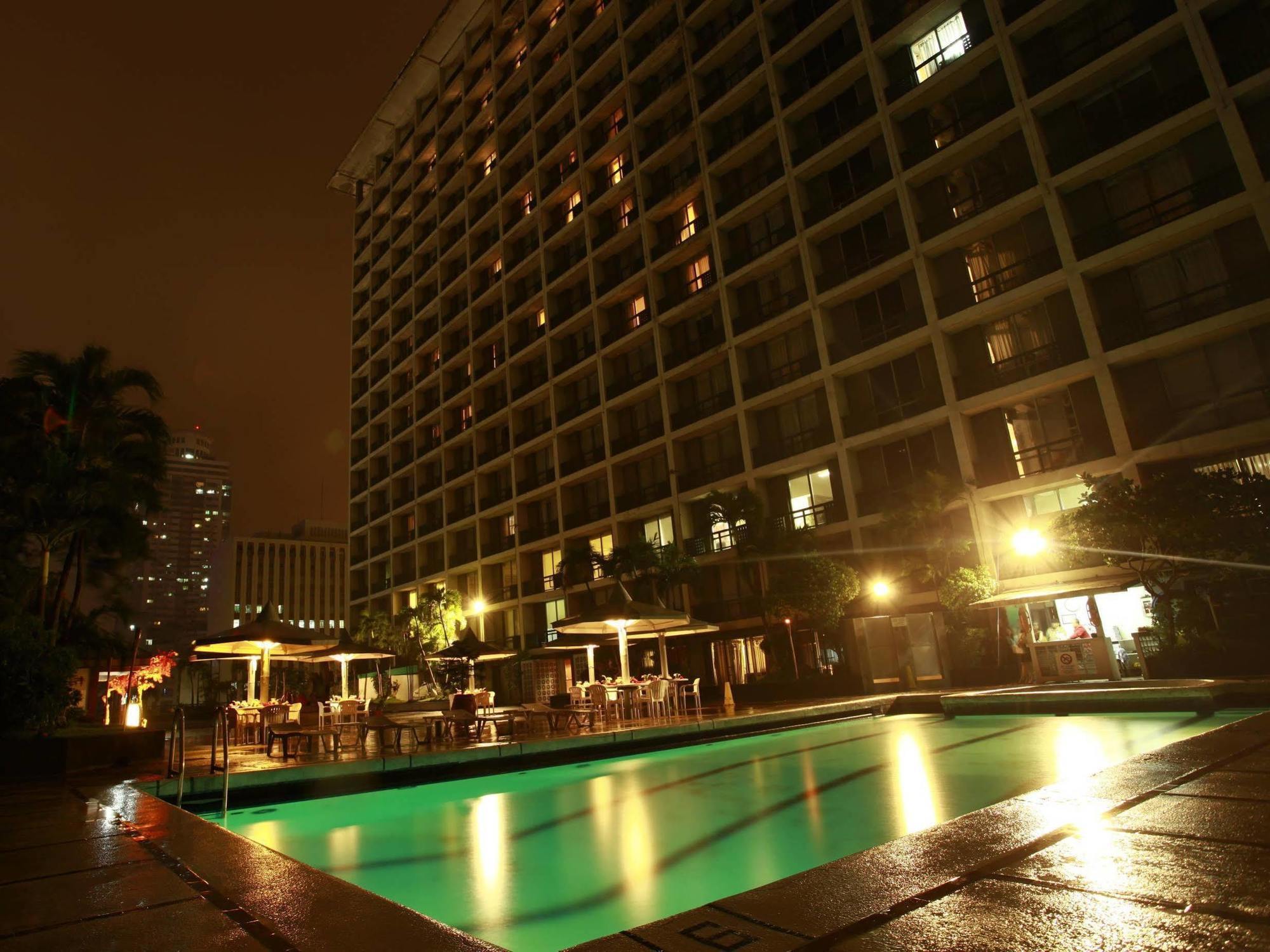 Hotel Manila Pavilion Hotel And Casino