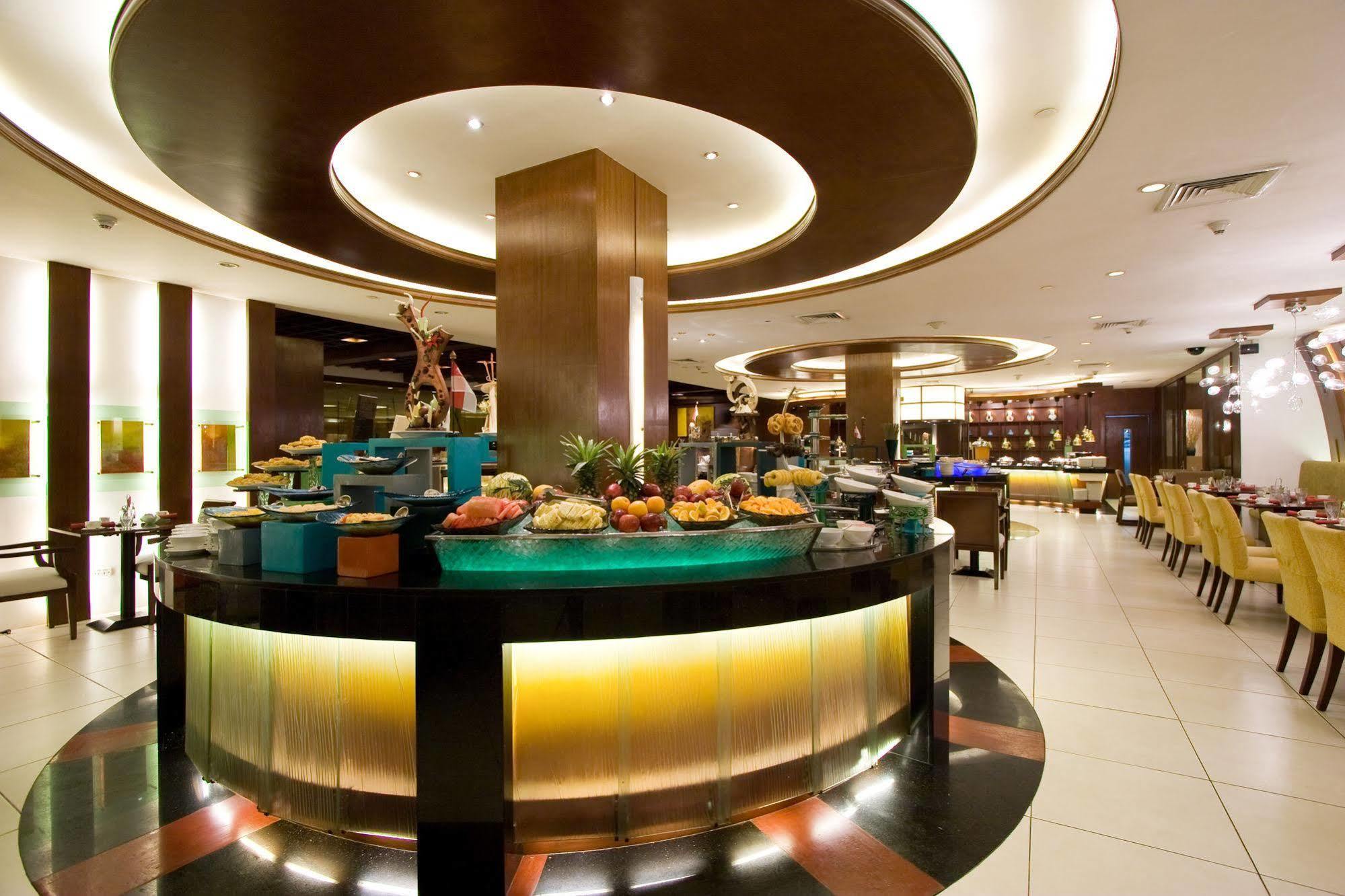 Manila Pavilion Hotel And Casino