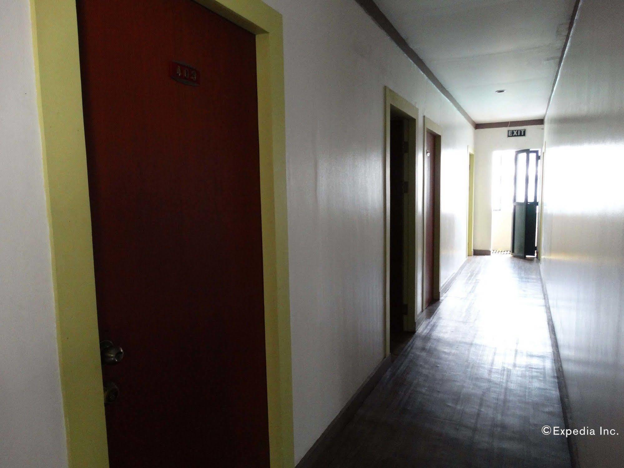 Oyo 790 Mango Hotel Manila