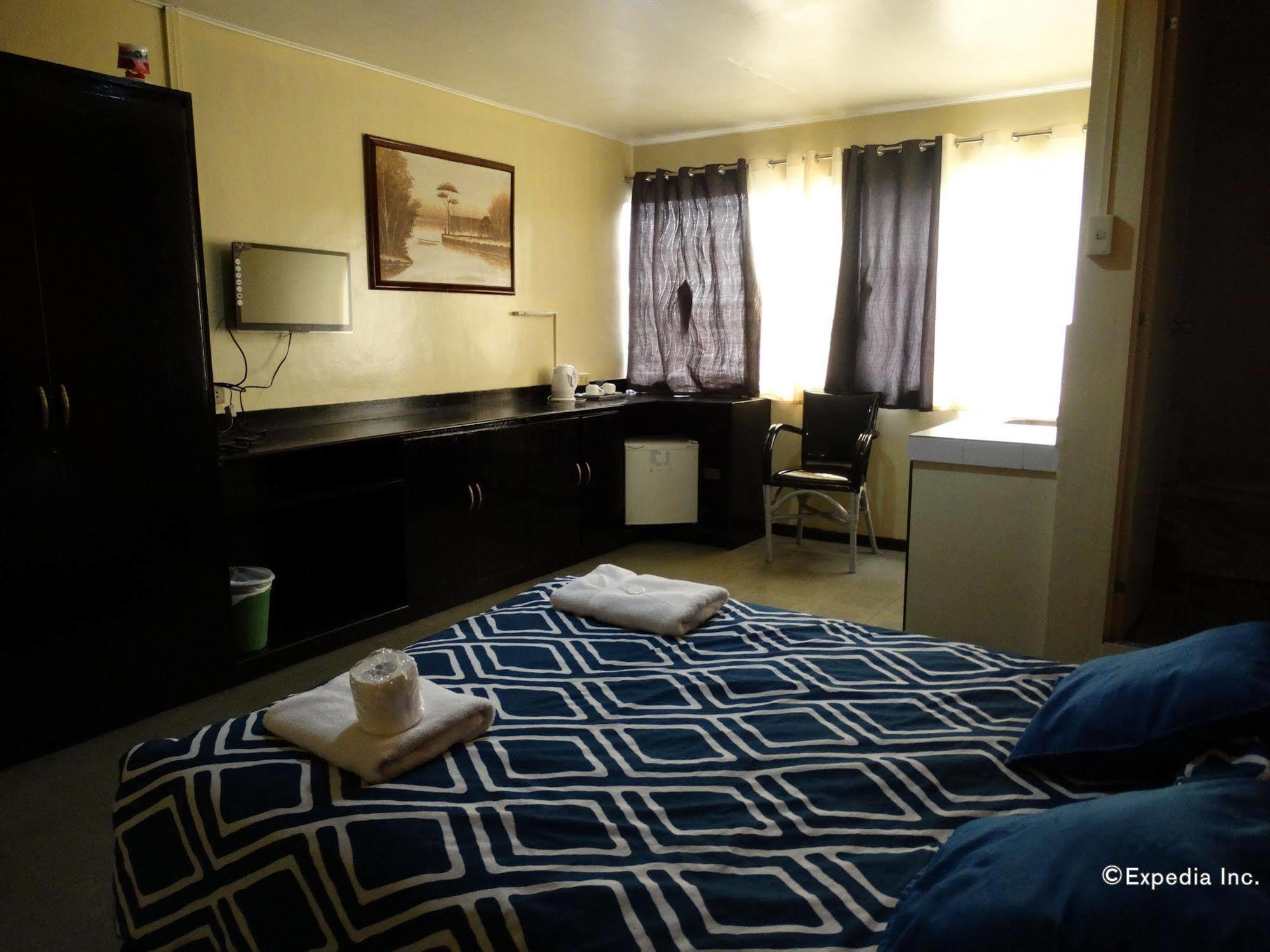 The Southern Cross 3* Manila