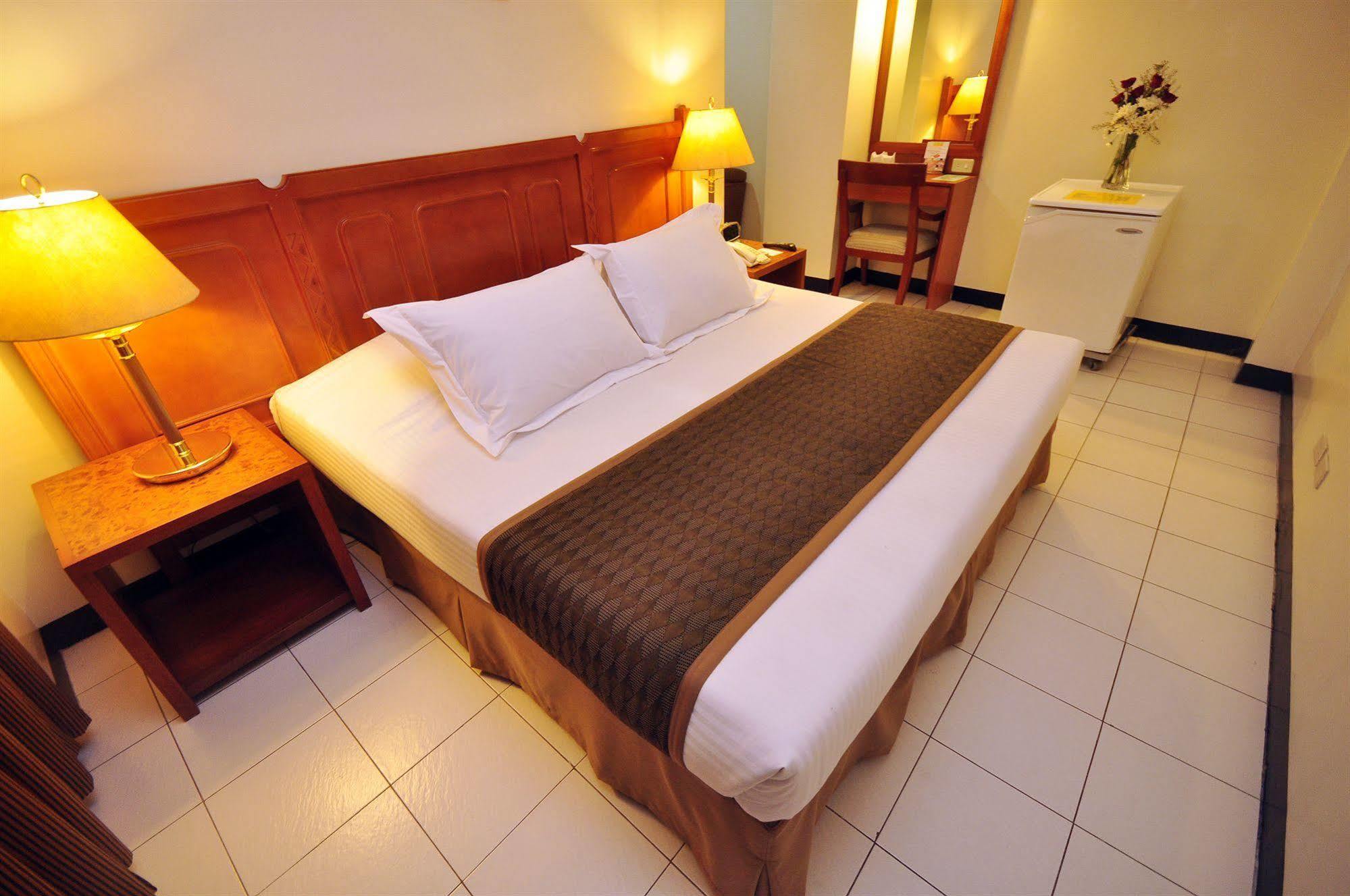 Hostel Malvar