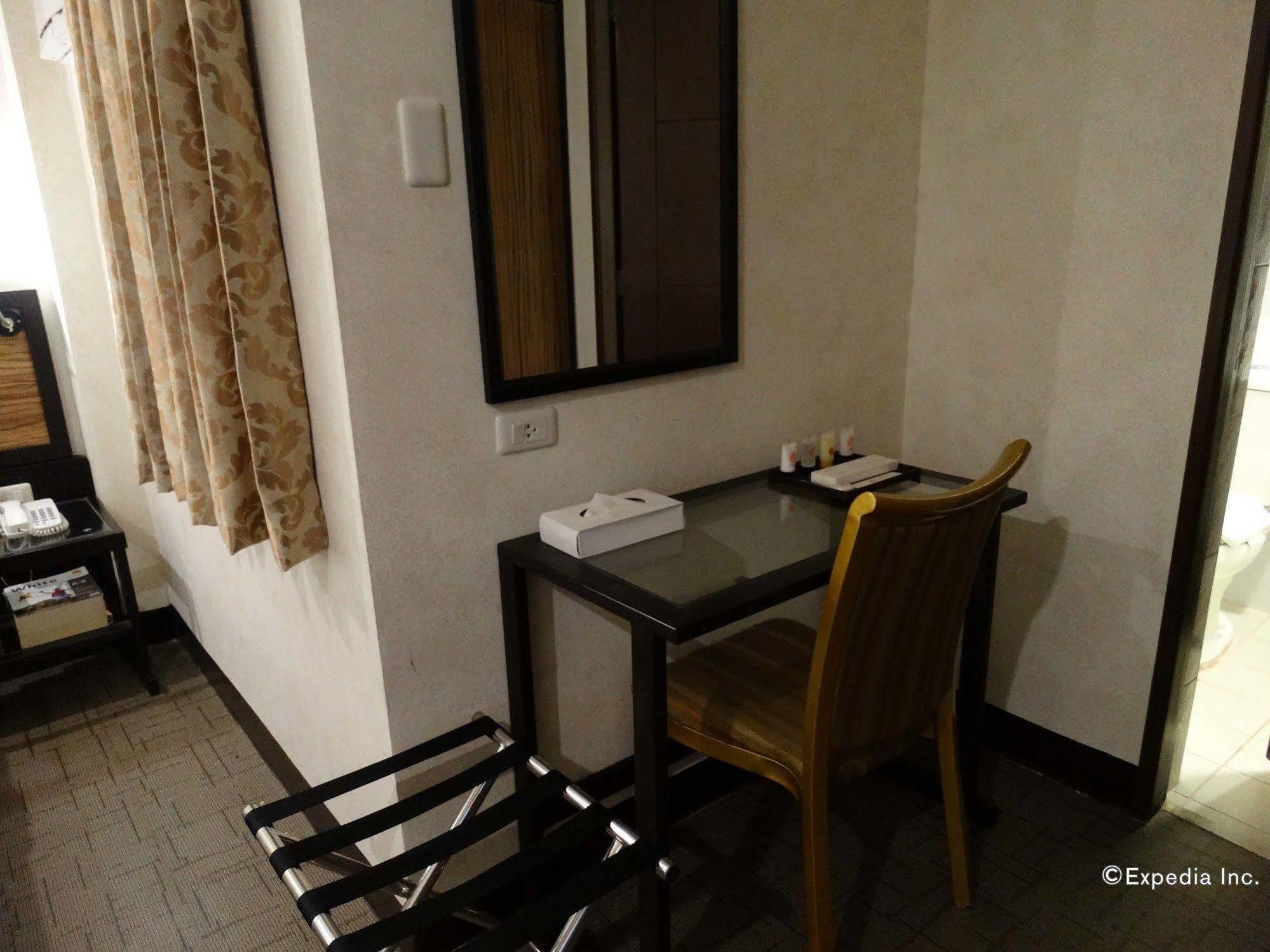 Hotel D Circle Manila