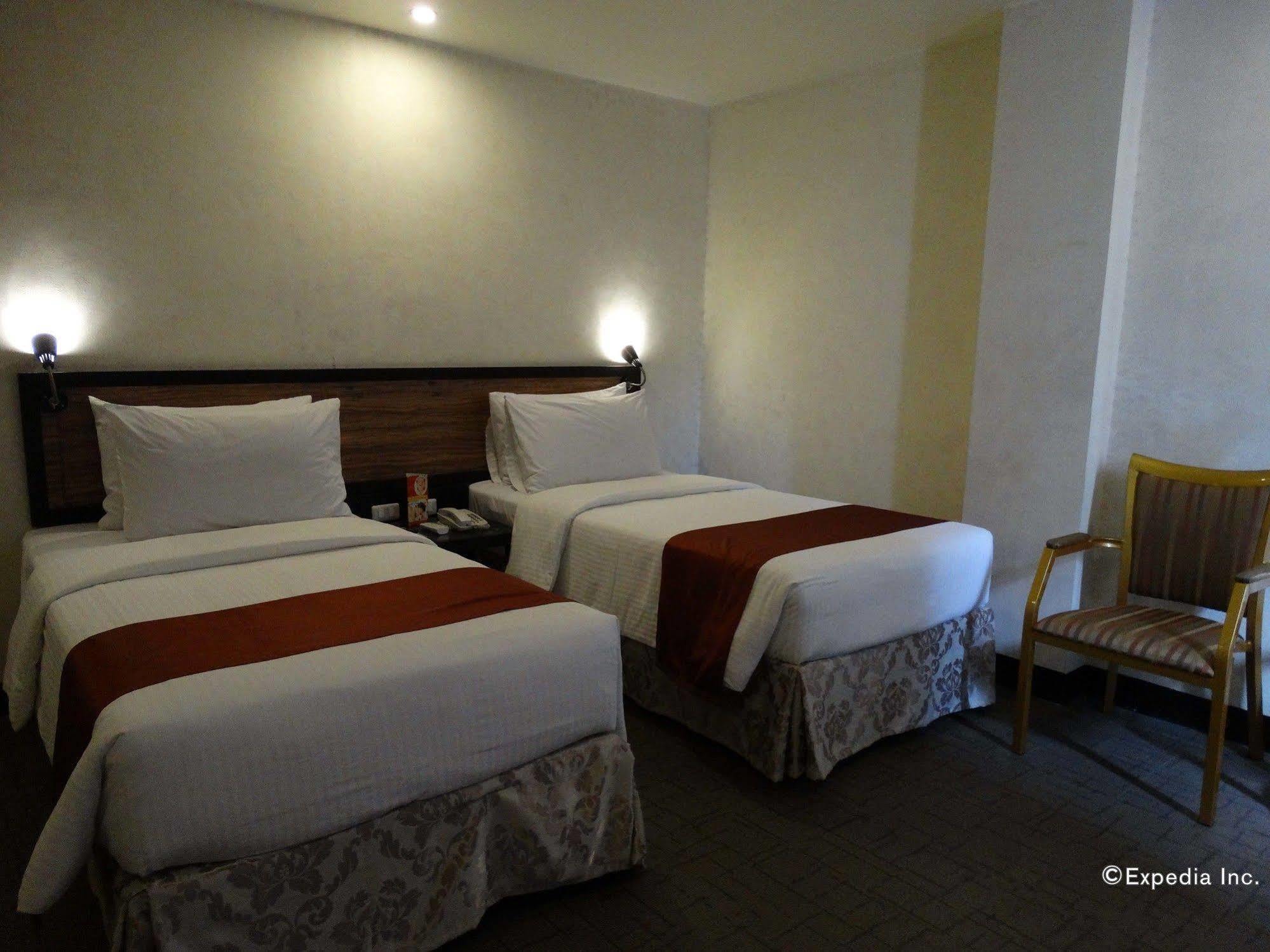 Hotel D Circle 3*