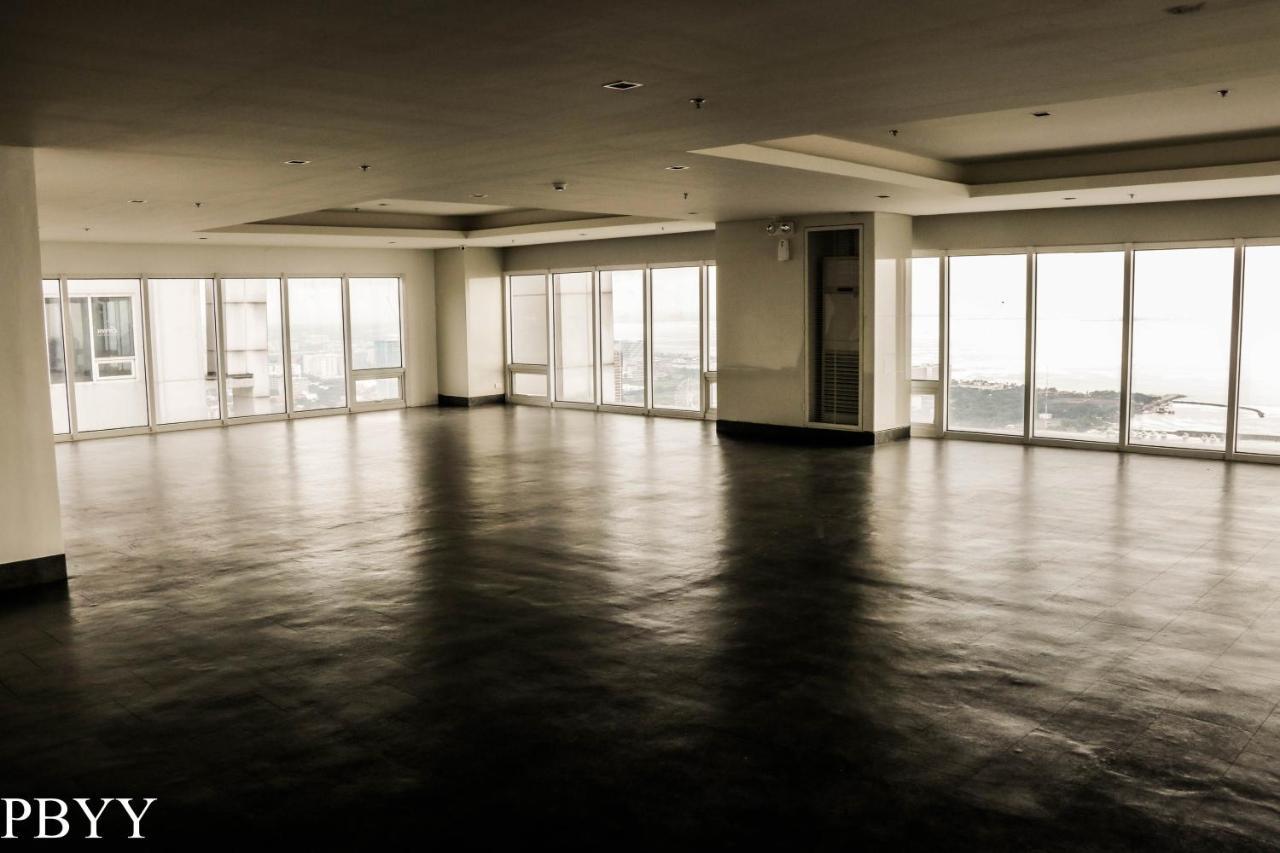 Apartment Green Residences 1bedroom Condotel In Metro Free Breakfast For 2 Manila