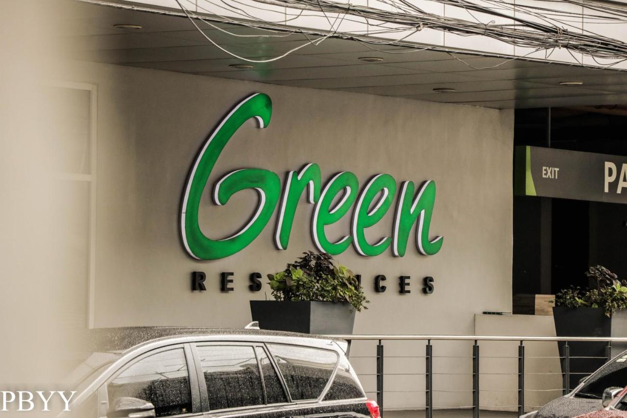 Apartment Green Residences 1bedroom Condotel In Metro Free Breakfast For 2