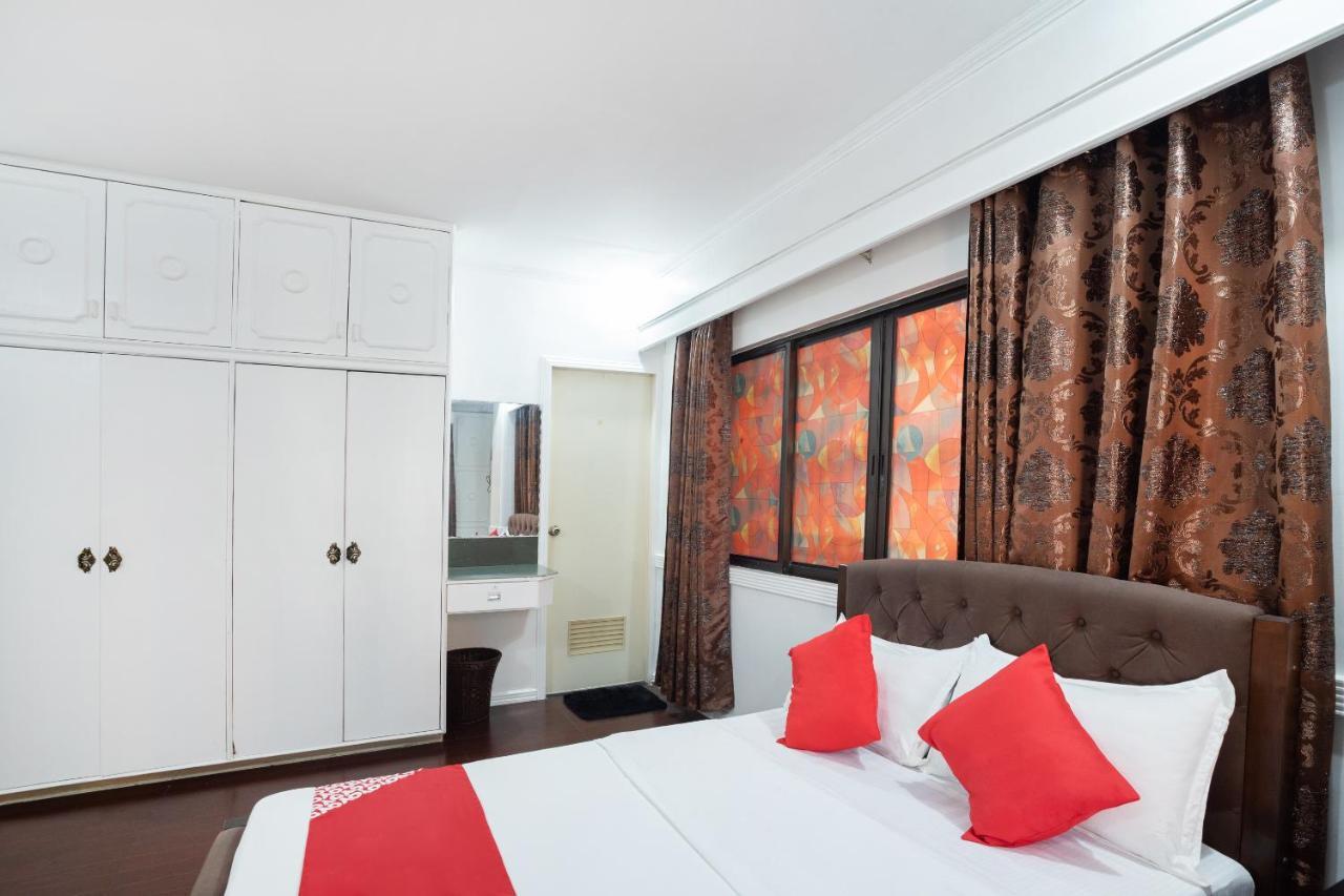 Hotel Oyo 138 White Palace Manila