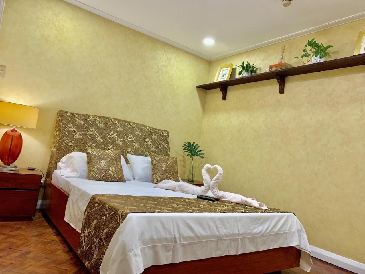 Apartment Mch Suites At Robinson's Place Residences *