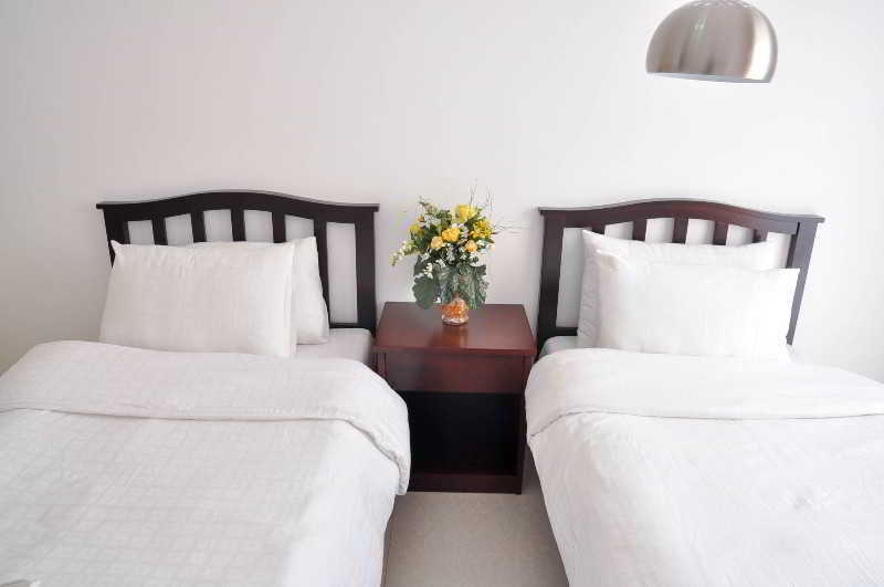 Apartment Oyo 893 Dian Makati *