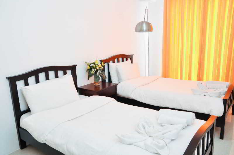 Oyo 893 Dian Makati Apartment