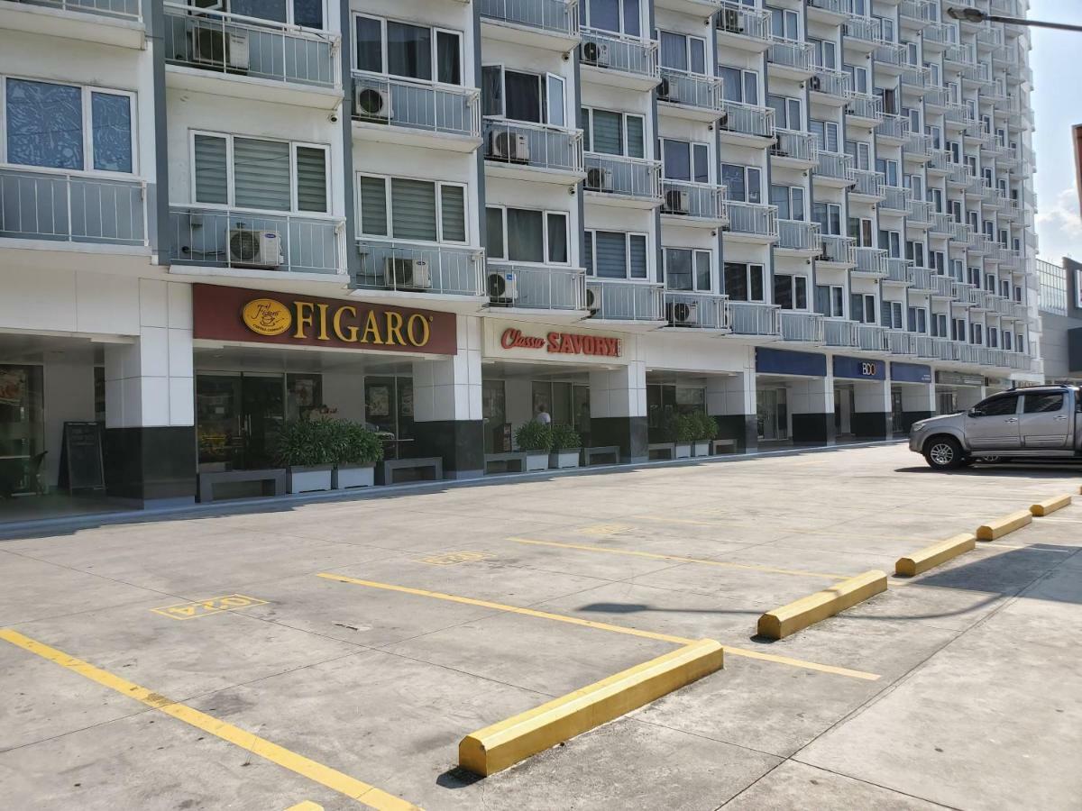 Shell Apartment
