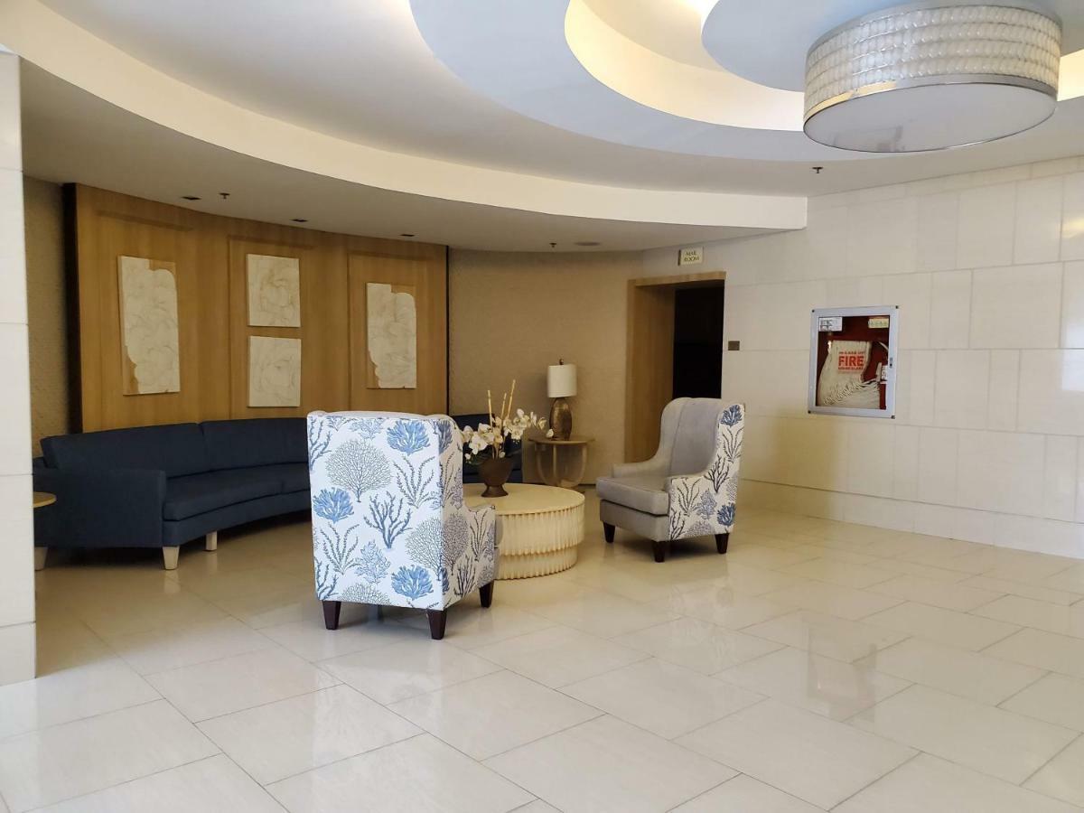 Shell Apartment *