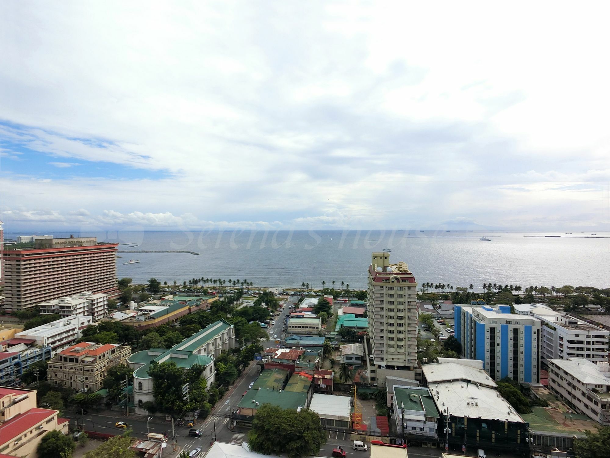 Serena's House Malate Apartment Manila