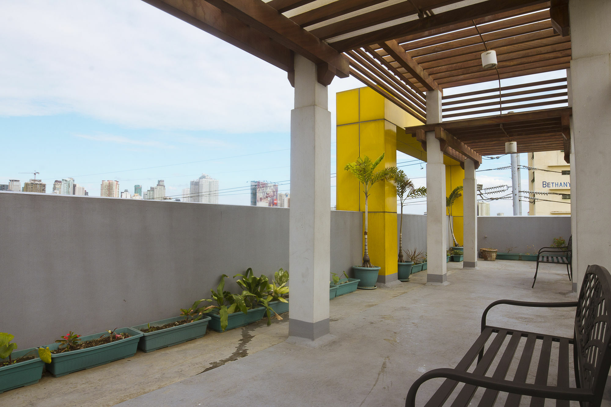 Oyo 893 Dian Makati Apartment