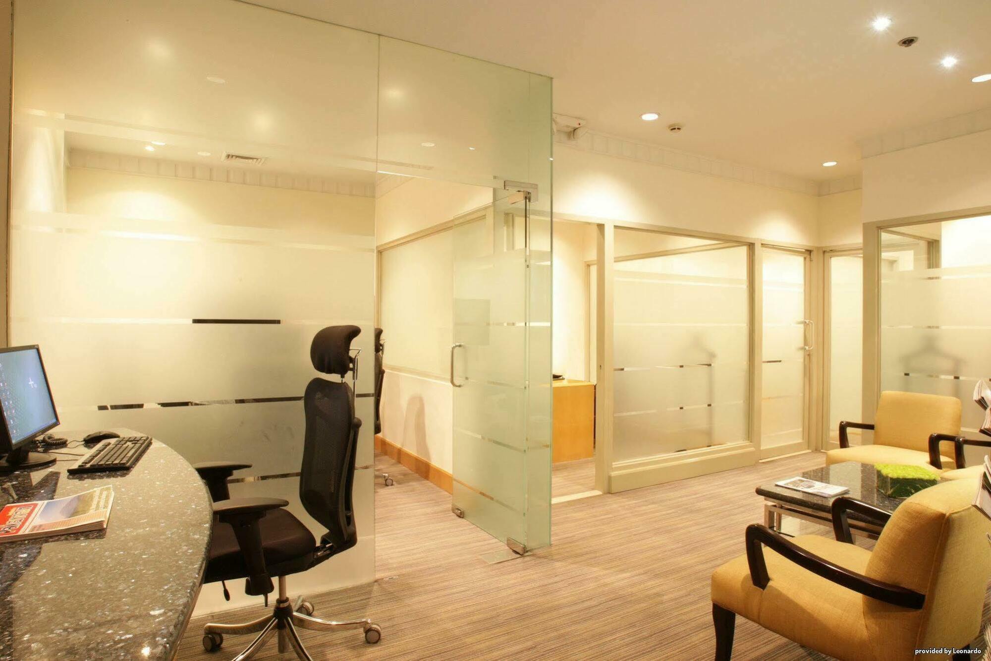 Sheraton Bay Hotel