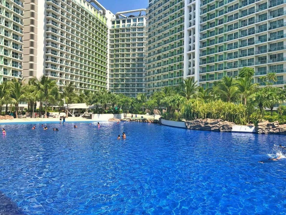 Azure Urban Maui Unit