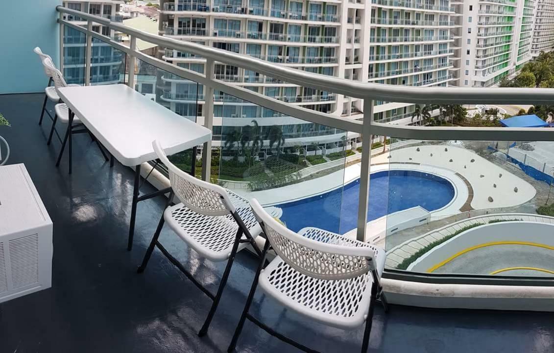 Azure Urban Maui Unit Apartment
