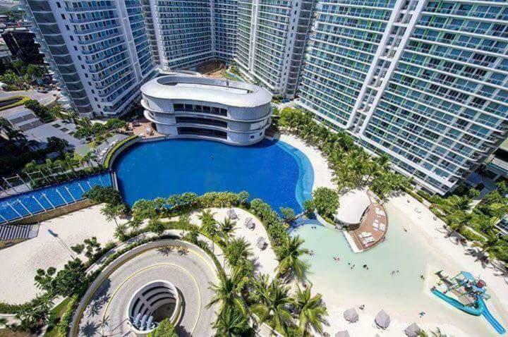 Azure Urban Maui Unit *