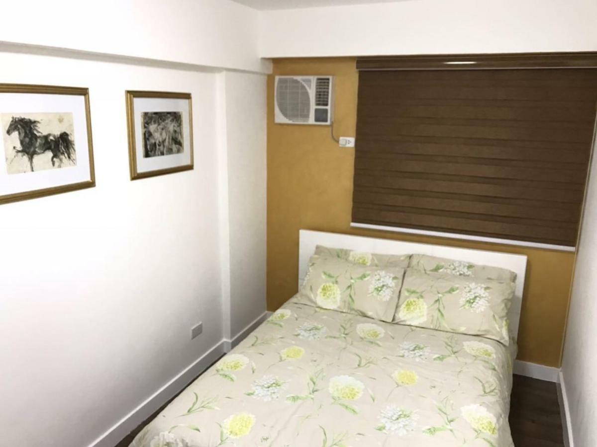 2 Bedroom Deluxe With Balcony Apartment Manila
