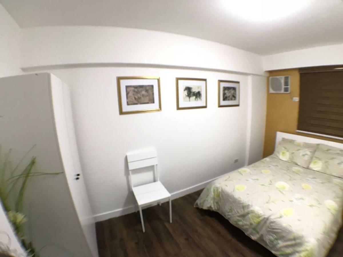 2 Bedroom Deluxe With Balcony * Manila
