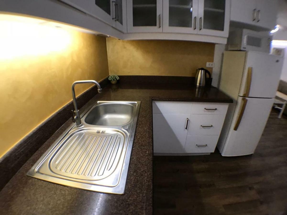 2 Bedroom Deluxe With Balcony * Manila