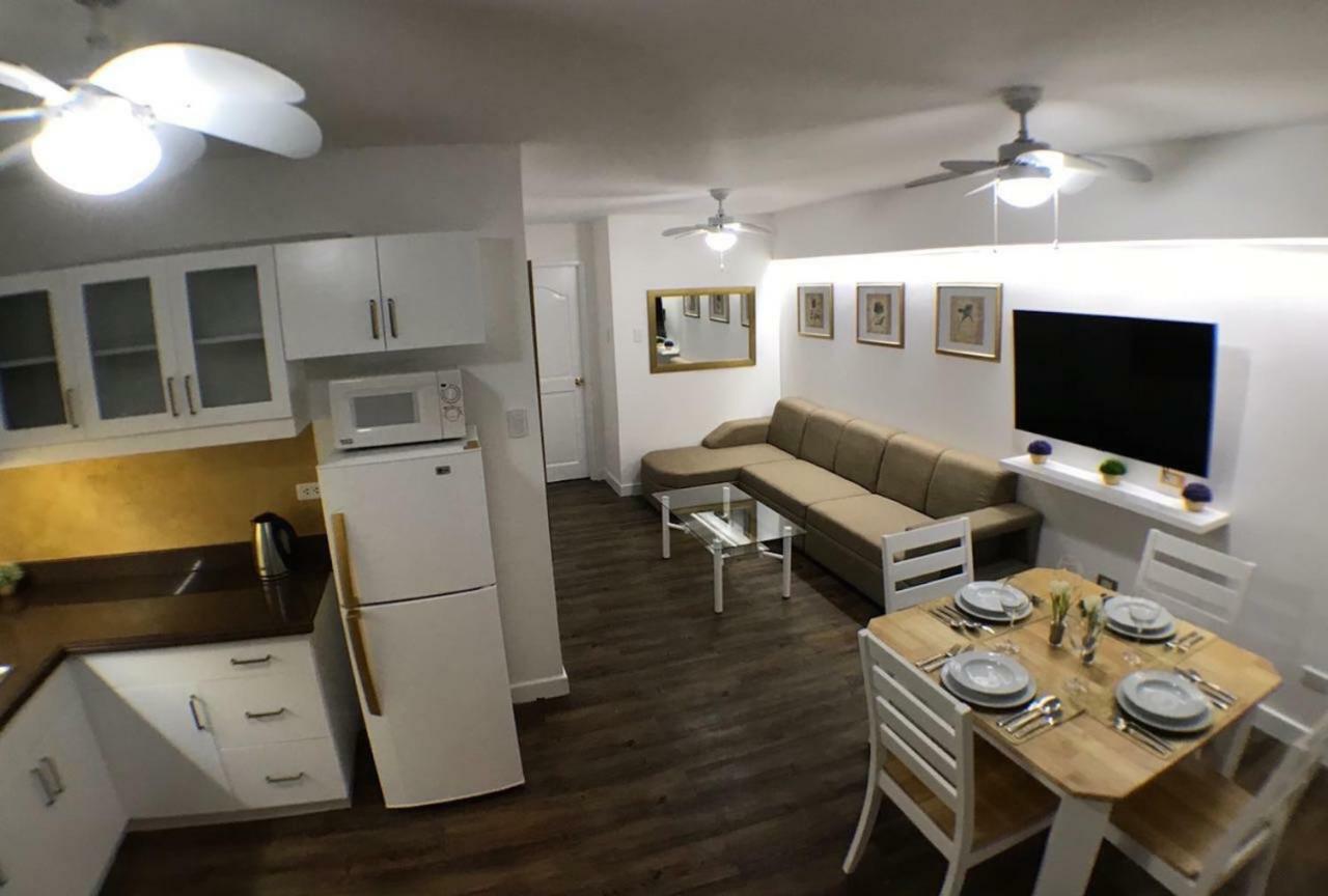 Apartment 2 Bedroom Deluxe With Balcony *