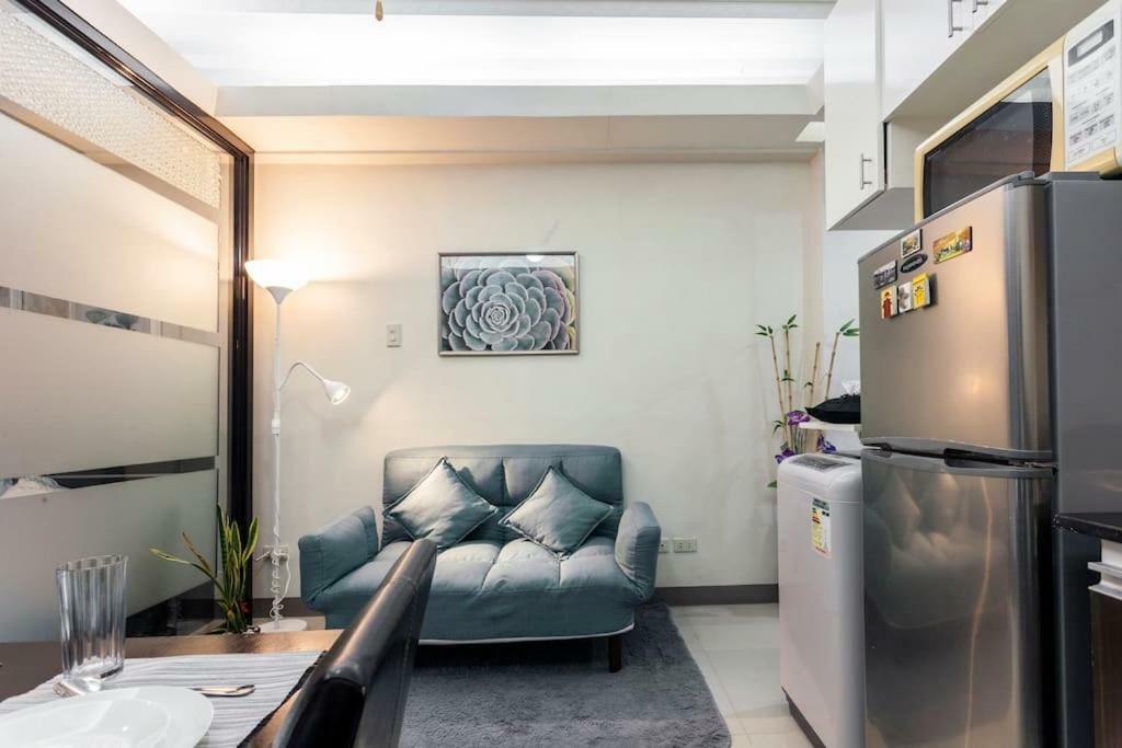 Jen's Paranaque *
