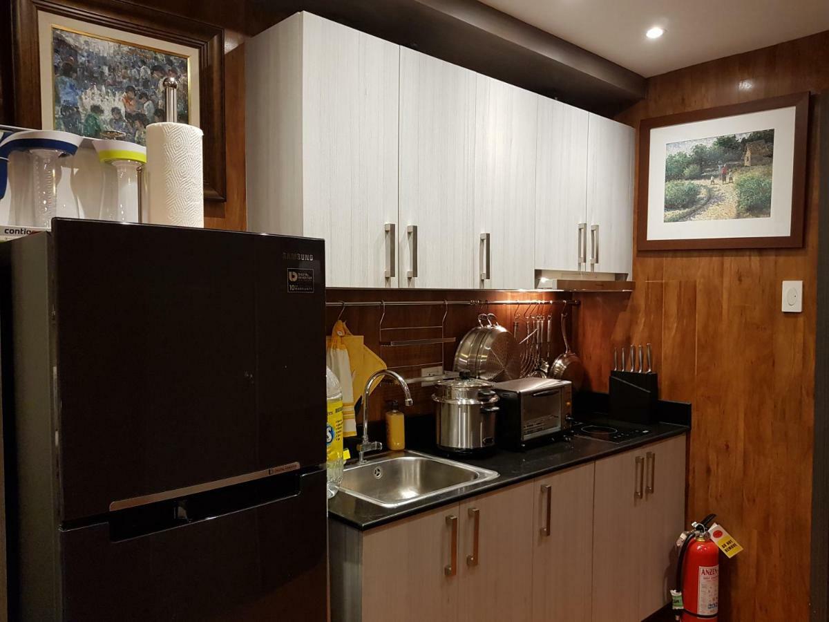 Amare La Salle Taft Apartment *