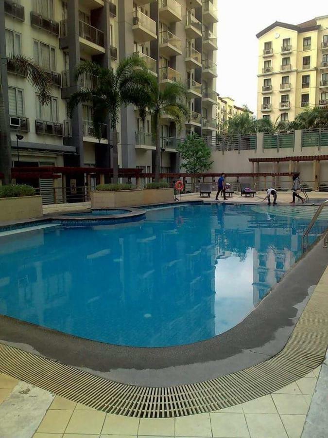 Apartment Palm Tree Genlex Manila