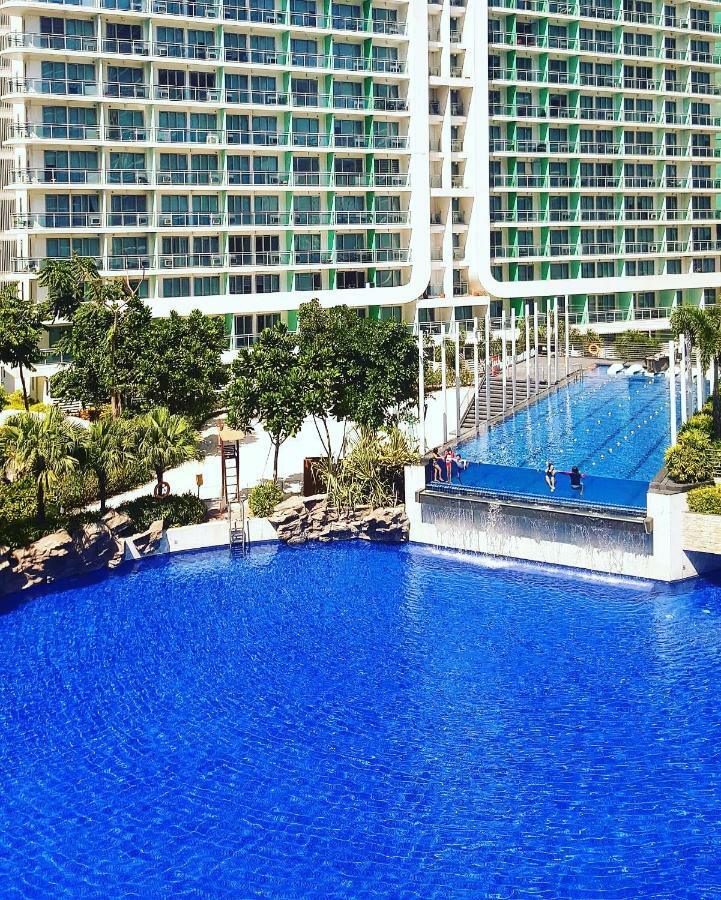 Adam's Crib 2br By Azure Residences Near Airport * Manila