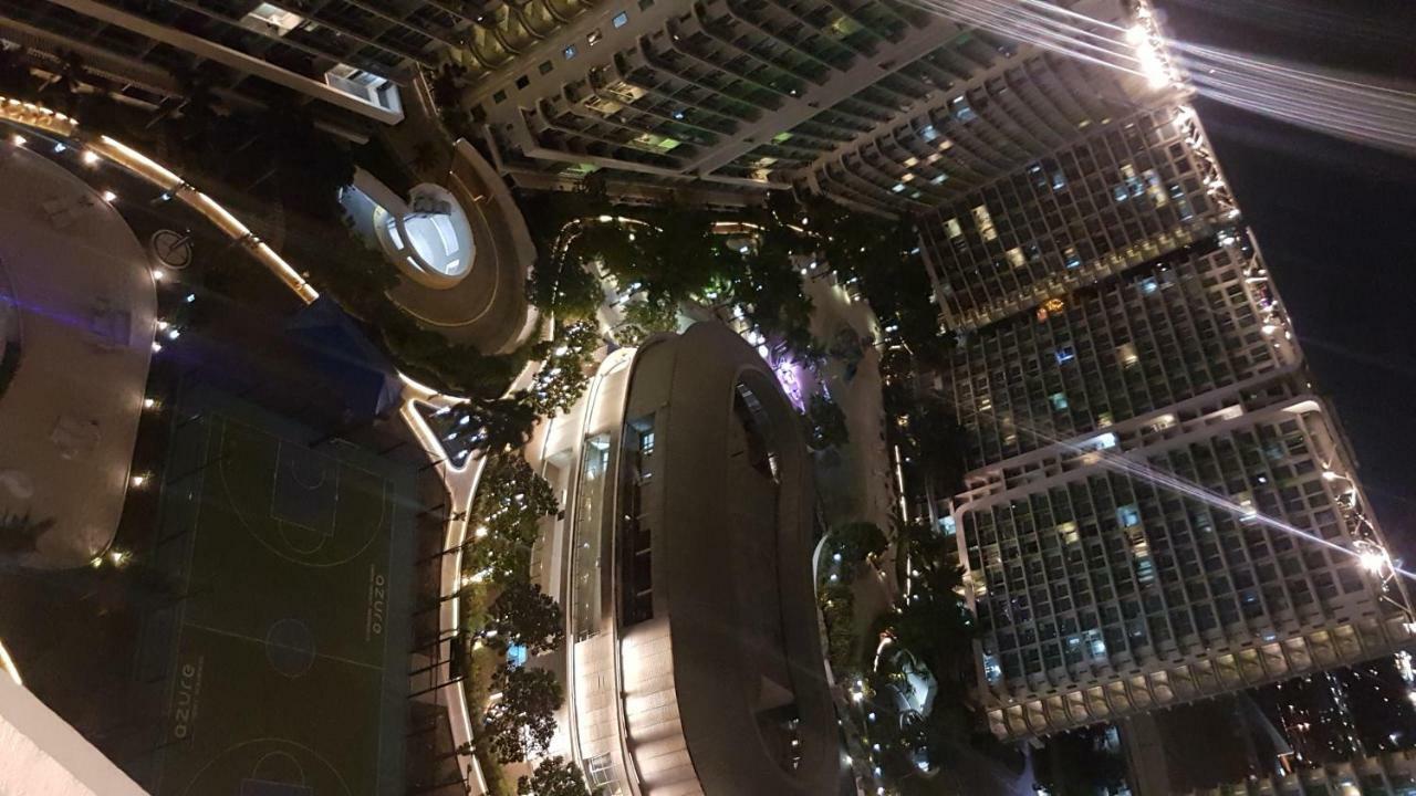 Azure Urban Maui Unit *
