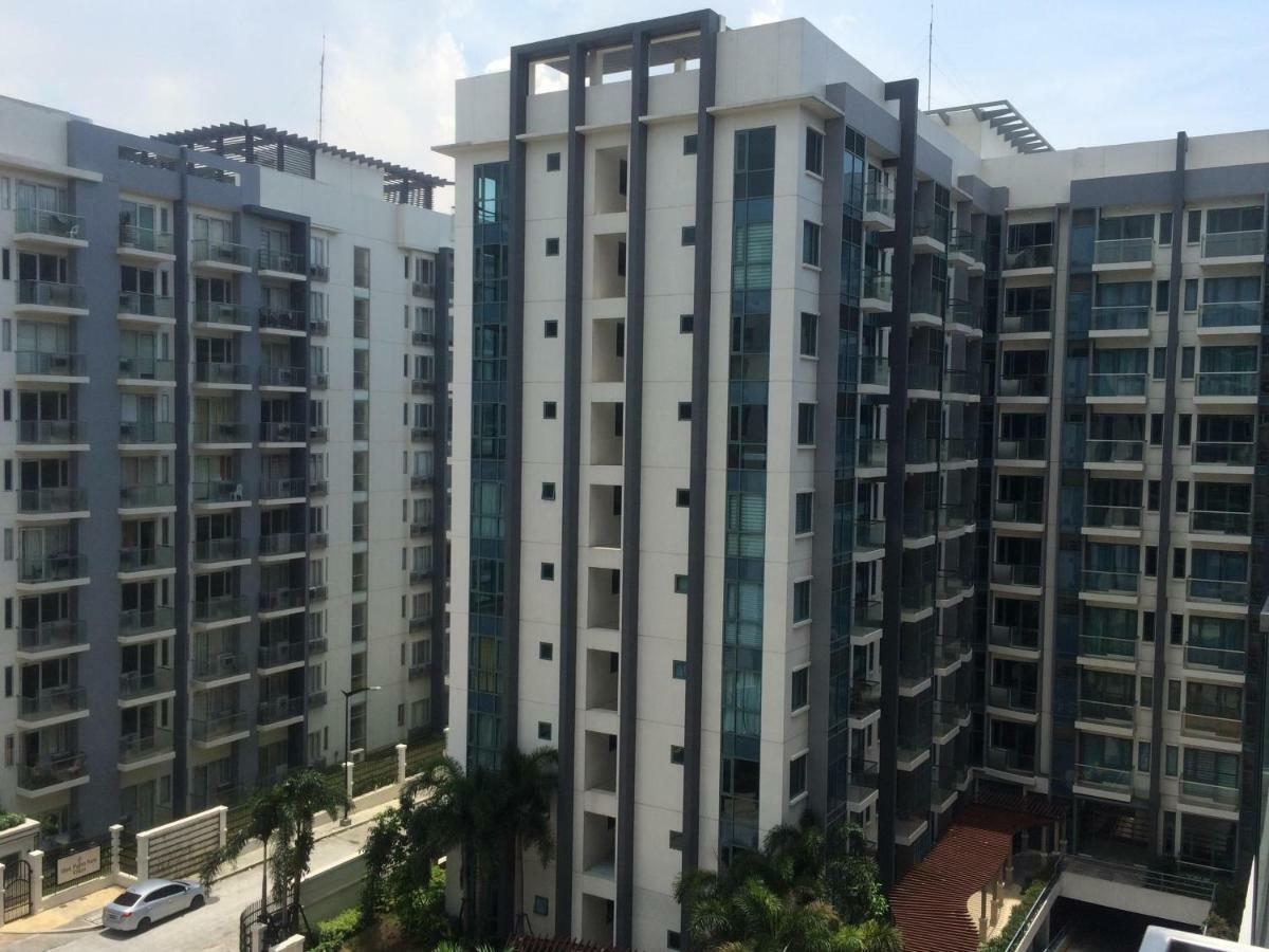 Apartment Place *