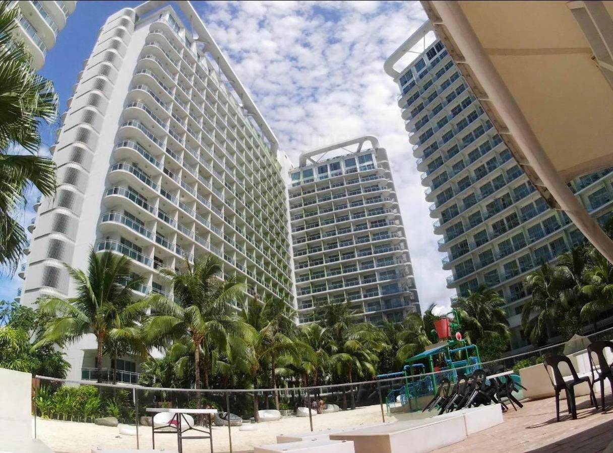 Adam's Crib 2br By Azure Residences Near Airport Apartment