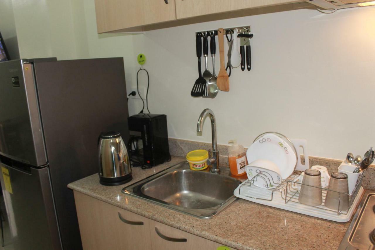 Field Residences At The Back Of Sm Sucat, Paranaque