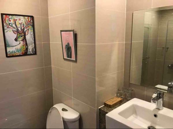 One Uptown Apartment Manila