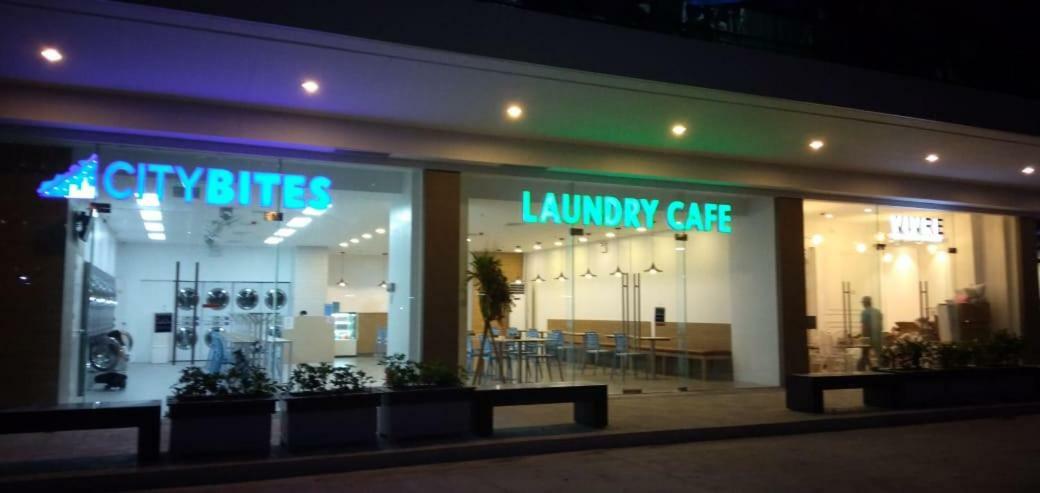 Shore Residences Moa Apartamento Manila