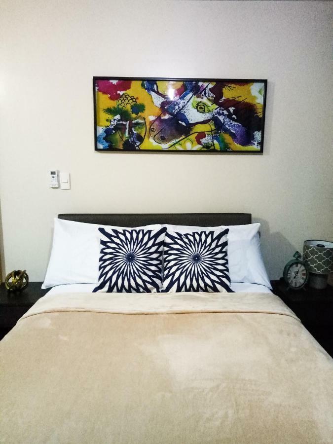Apartment Uptown Mall Area Bonifacio *