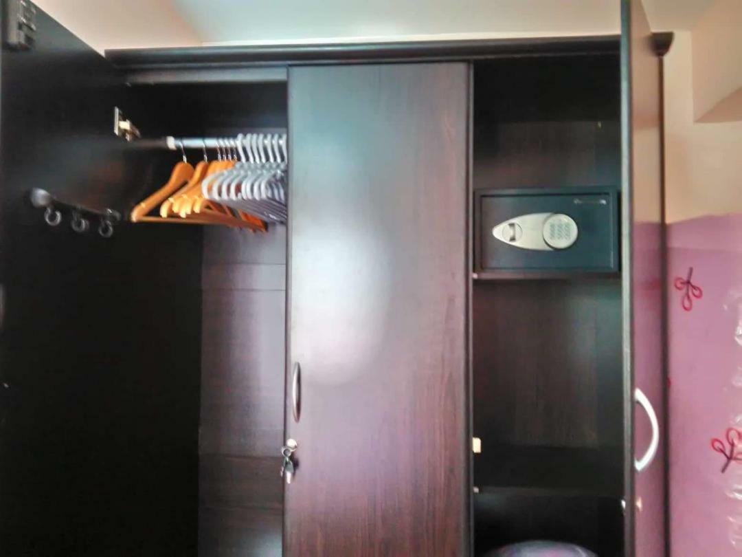 Apartment Affordable 2 Bedroom 2 Ba W/ Skycable, Netflix, & Amazon Prime Manila