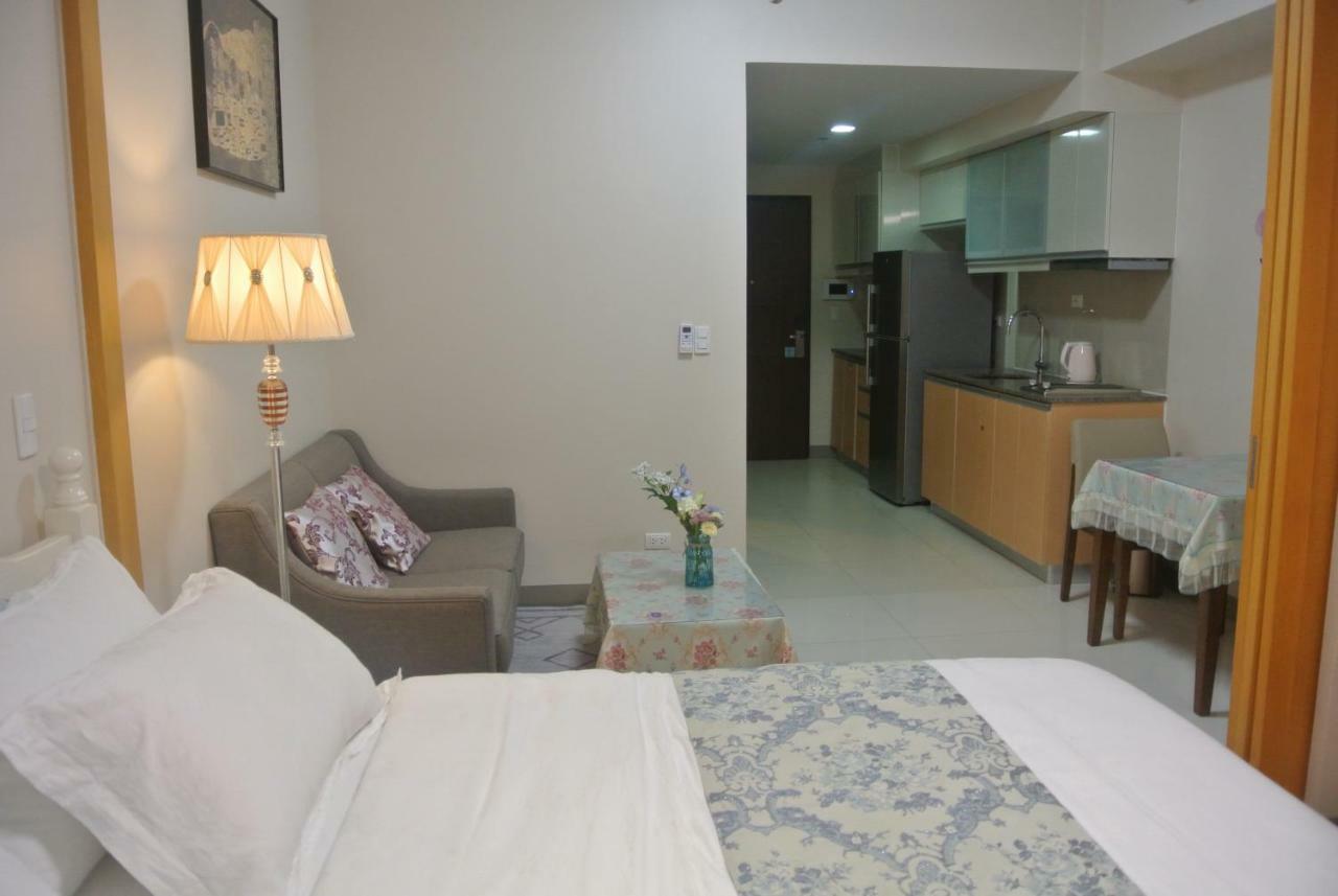 One Uptown Apartment *