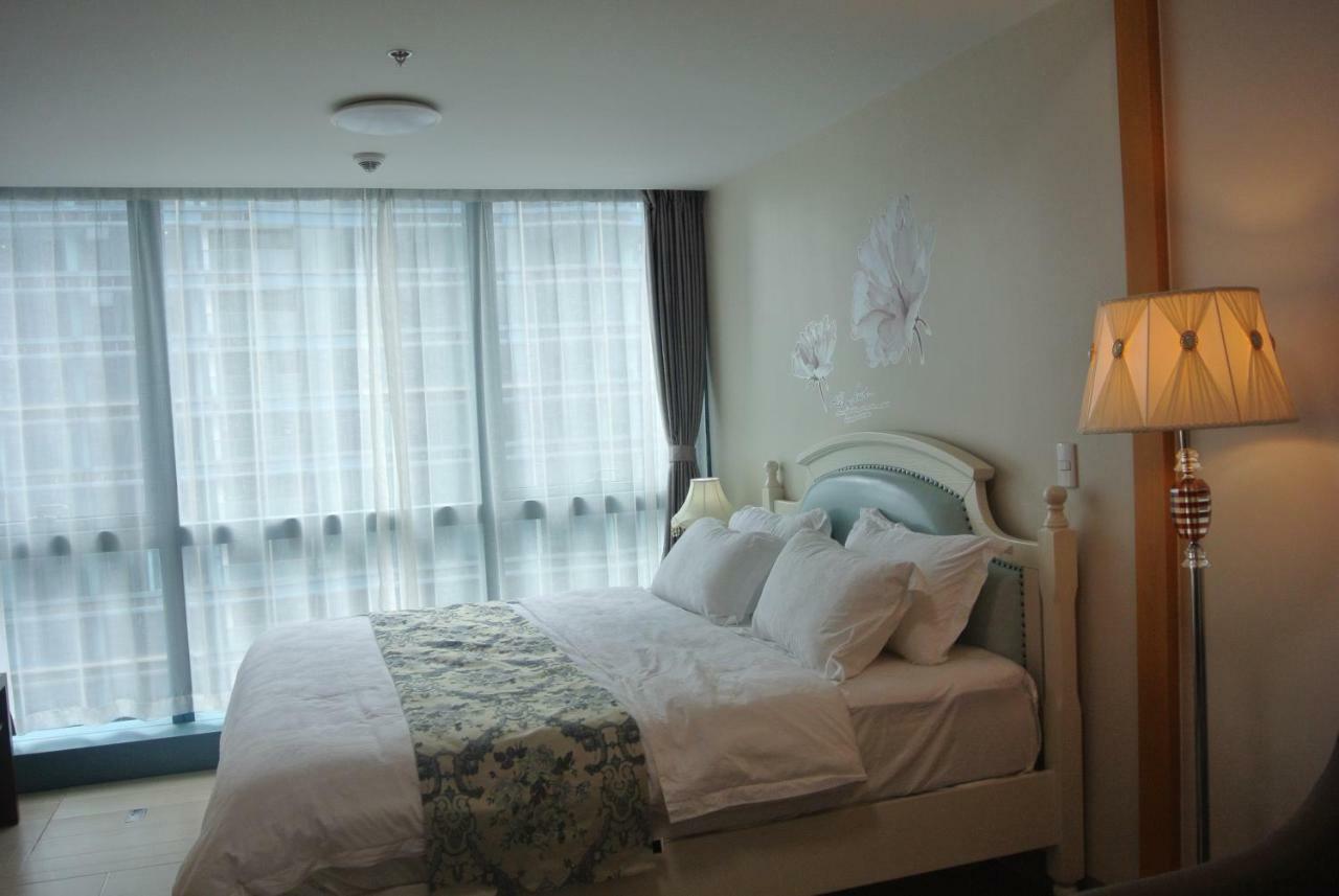 Apartment One Uptown *