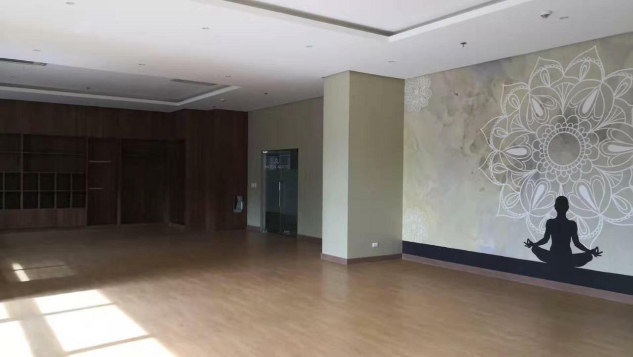 One Uptown Residences Apartment Manila